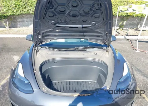 2023 Tesla Model 3 Long Range Dual Motor All-Wheel Drive z USA, uszkodzony, nr VIN 5YJ3E1EBXPF631851